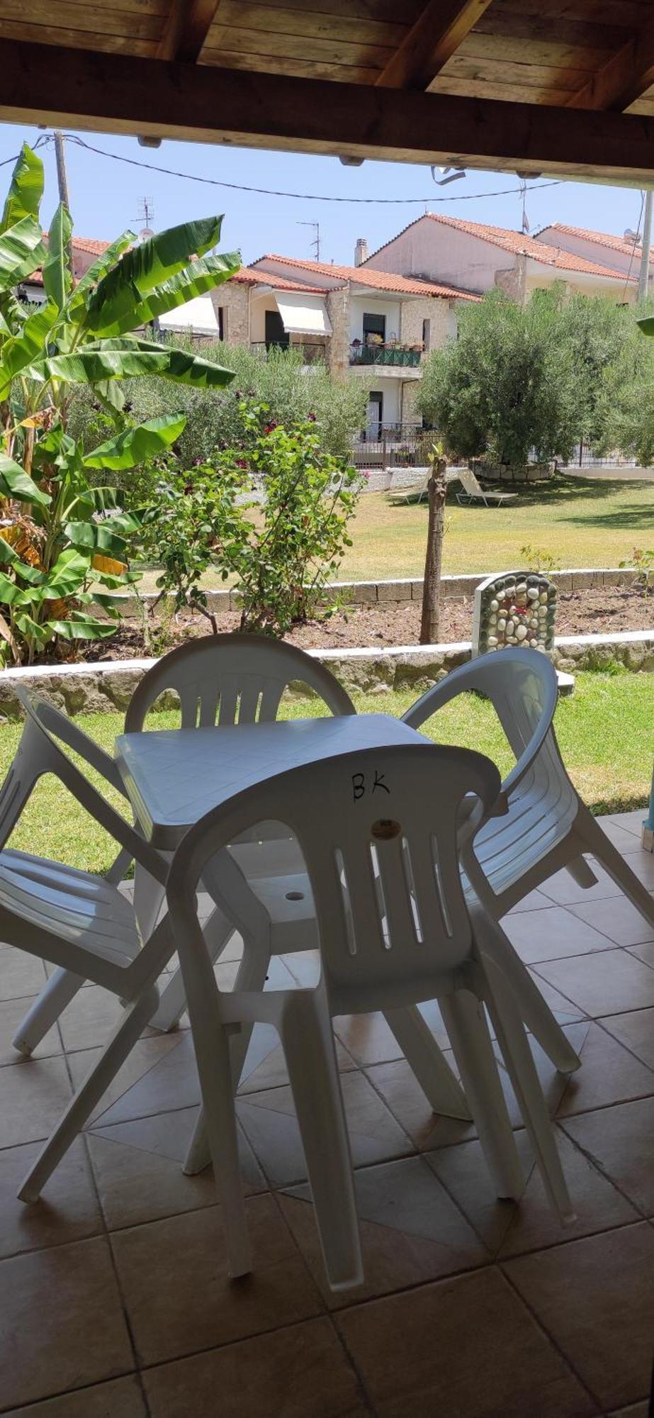 Apartament Kiparissis *