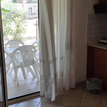 Kiparissis Apartments Криопиги Экстерьер фото