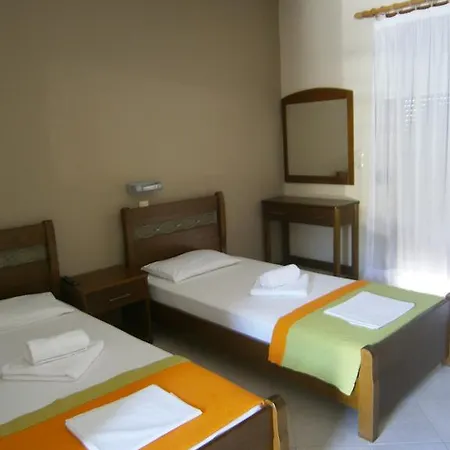 Kiparissis Apartments Криопиги Экстерьер фото