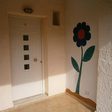 Kiparissis Apartments Криопиги Экстерьер фото