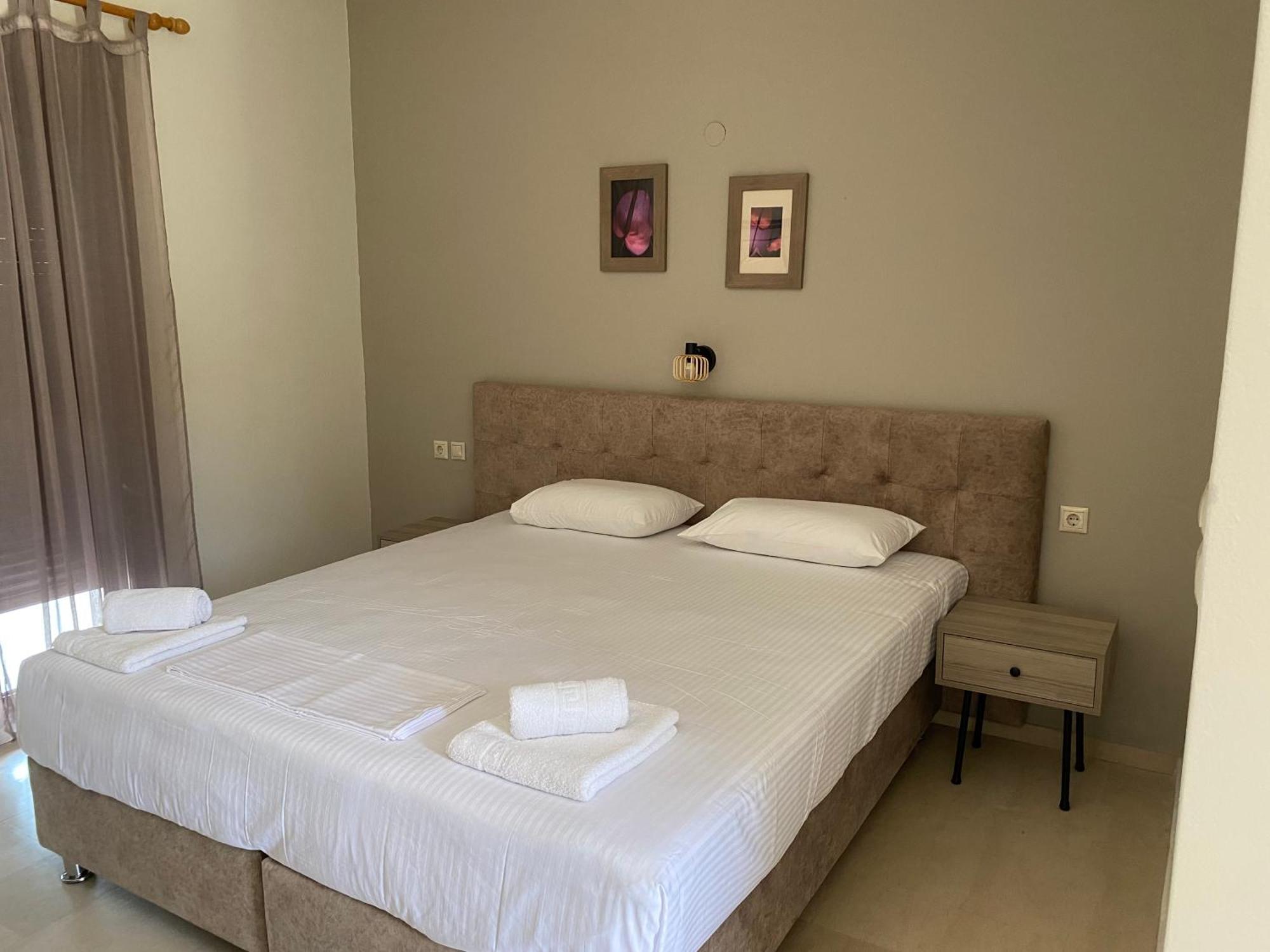 Apartment Kiparissis *