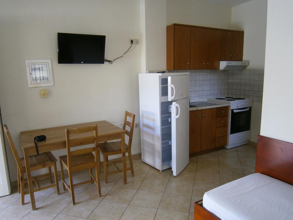 Apartment Kiparissis Kriopigi