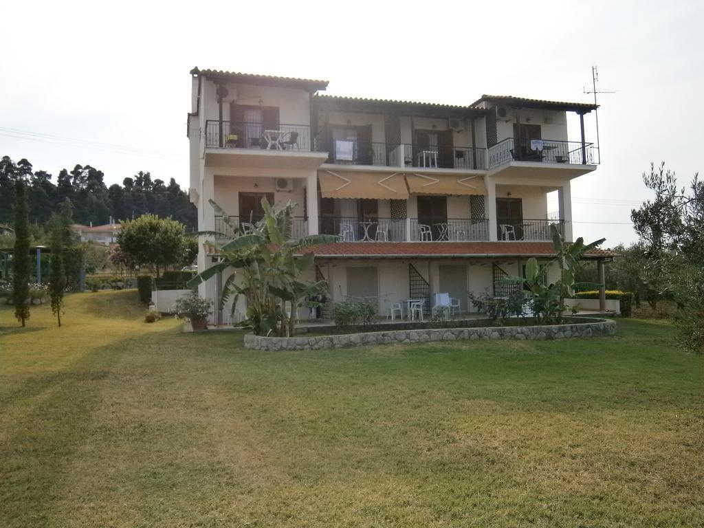 Apartment Kiparissis Kriopigi